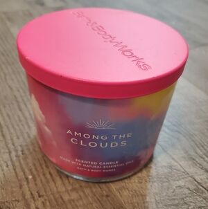 Bath And Body Works Among The Clouds Candle